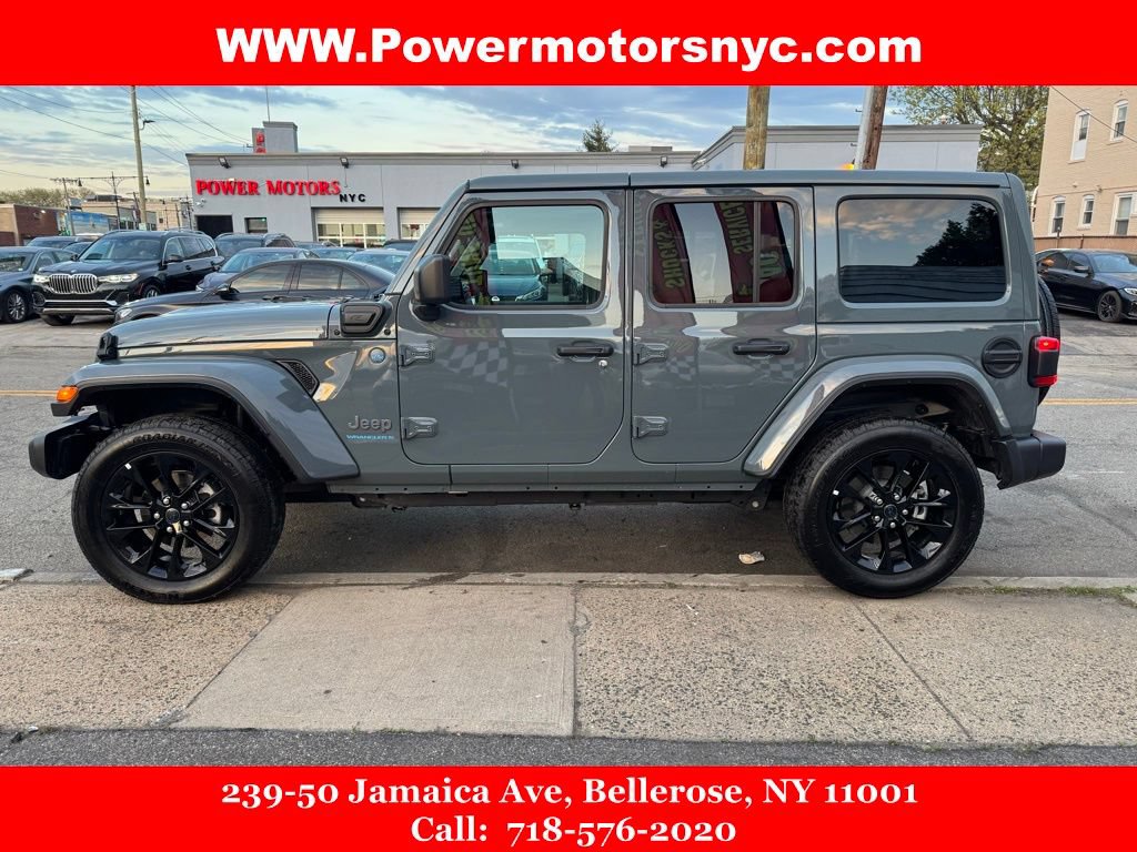 Used 2025 Jeep Wrangler Unlimited Sahara w/ Safety Group AWD/4WD image 2