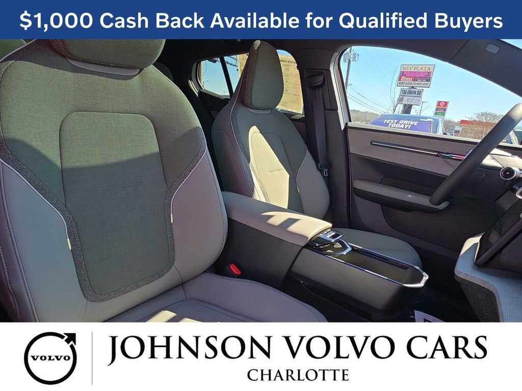 New 2025 Volvo EX30 Plus w/ Protection Package Premier image 10