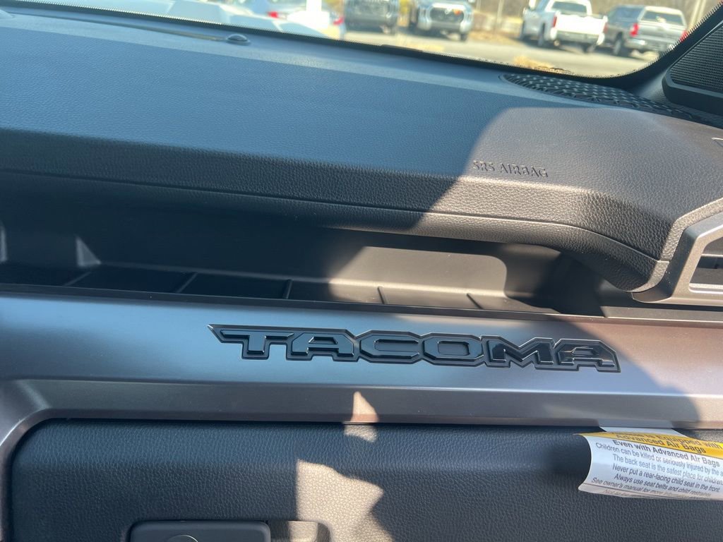New 2025 Toyota Tacoma TRD Sport image 8
