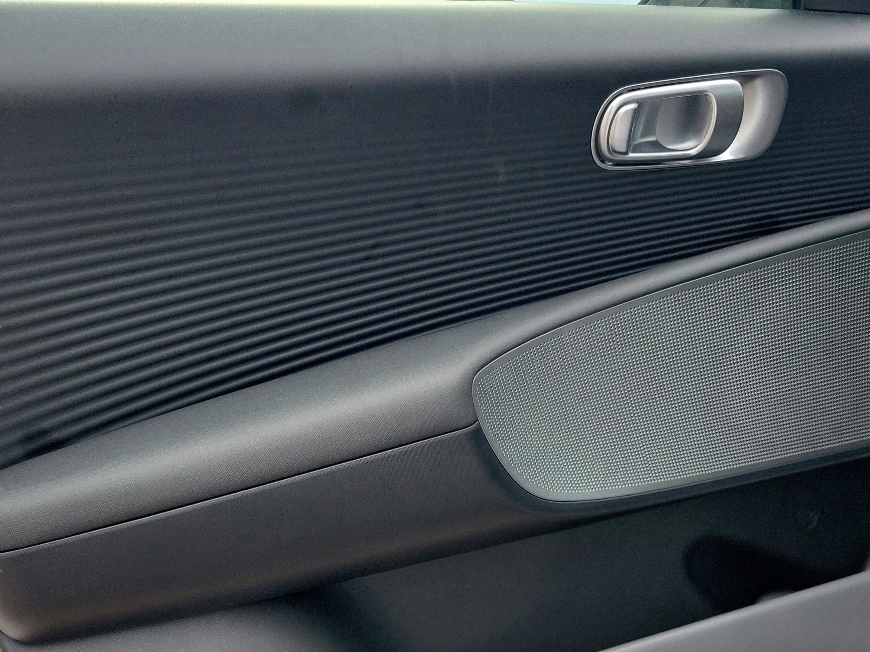 New 2025 Hyundai Ioniq 6 SE image 22