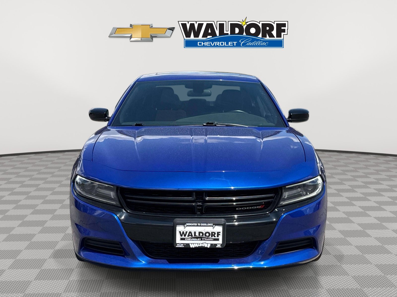 Used 2021 Dodge Charger SXT w/ Blacktop Package image 2