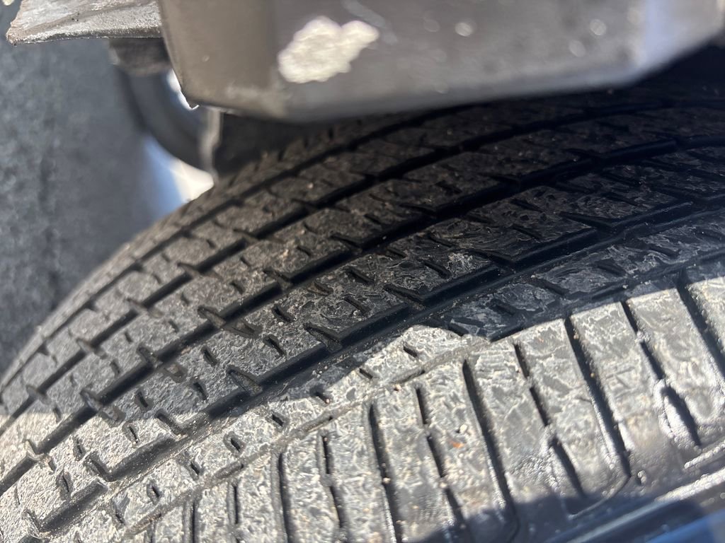 Used 2023 Nissan Kicks SV image 32