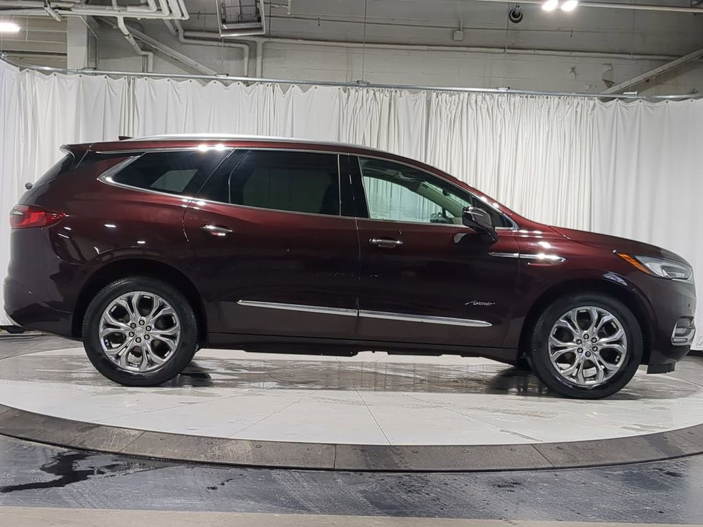 Used 2021 Buick Enclave Avenir w/ Avenir Technology Package image 18