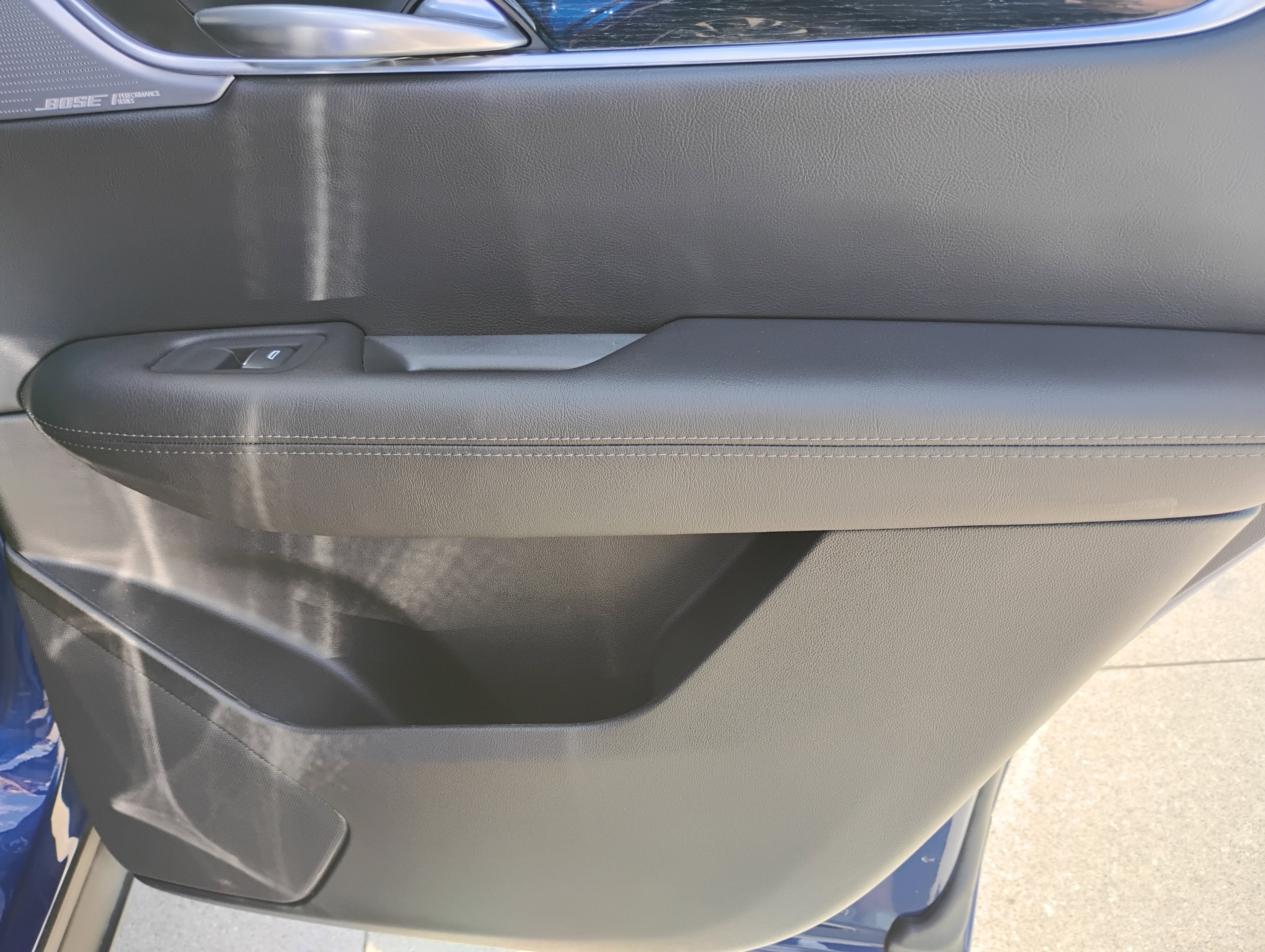 Used 2025 Cadillac XT5 Premium Luxury image 33