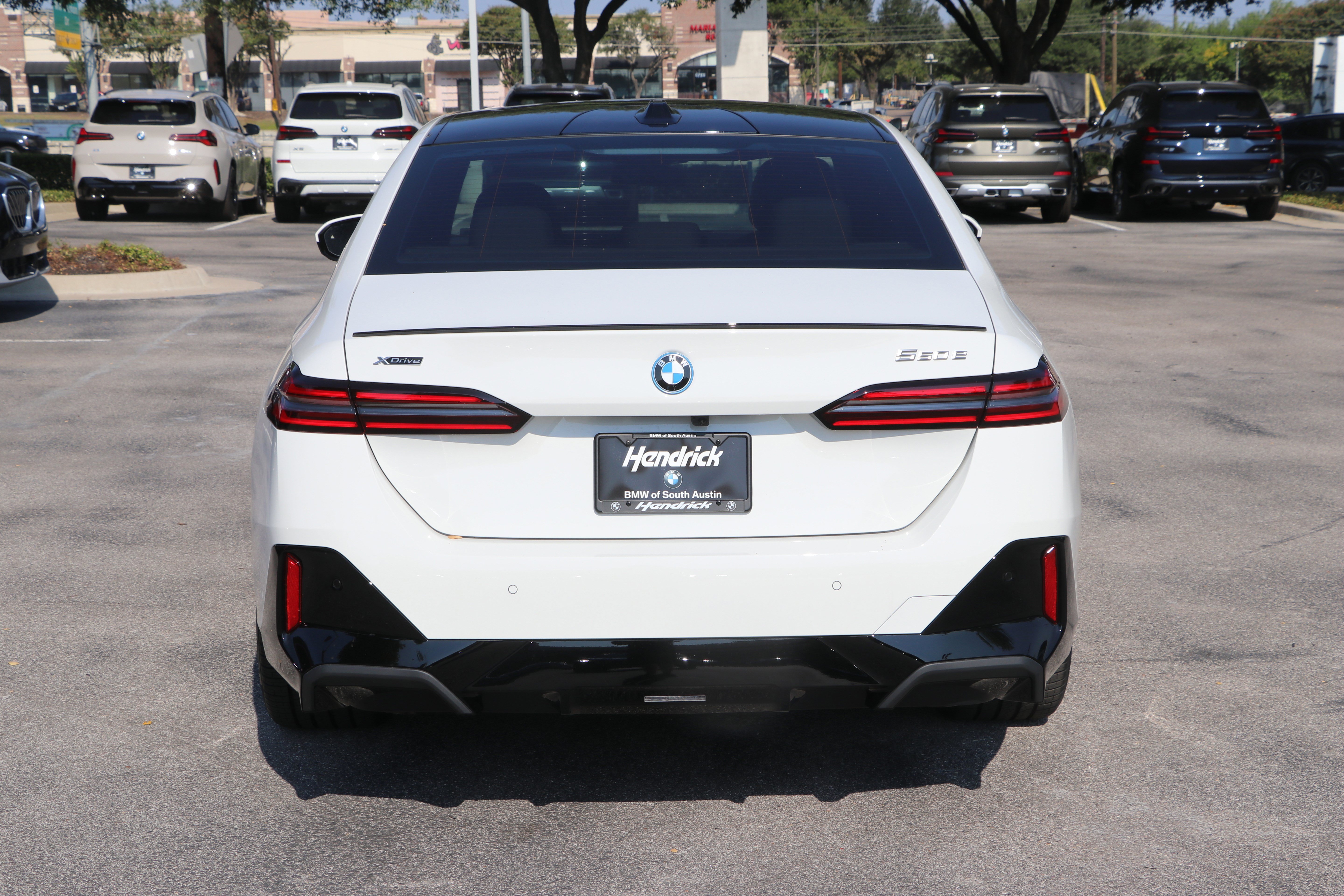 Used 2026 BMW 550e xDrive AWD/4WD image 12