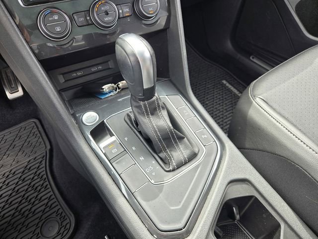 Used 2021 Volkswagen Tiguan SE R-Line image 20