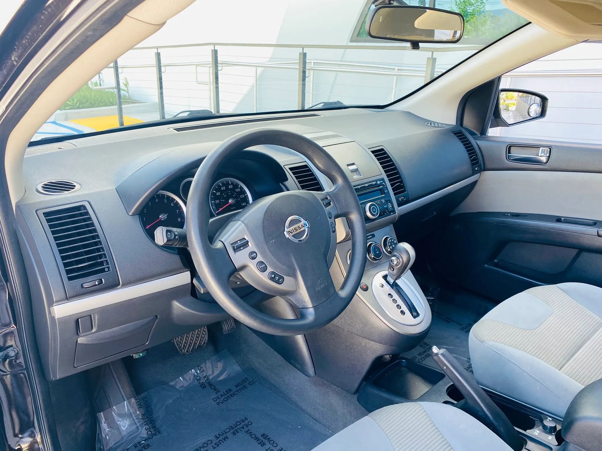 Used 2010 Nissan Sentra 2.0 S FWD image 23