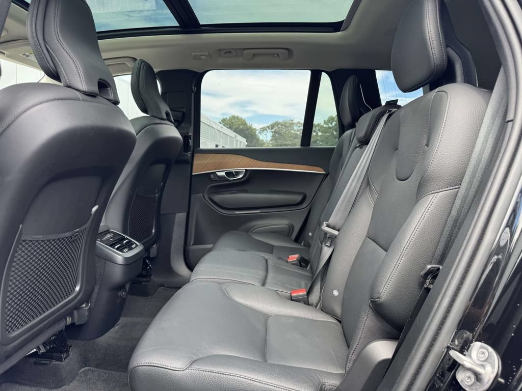 Certified 2025 Volvo XC90 B6 Plus w/ Protection Package Premier AWD/4WD image 9