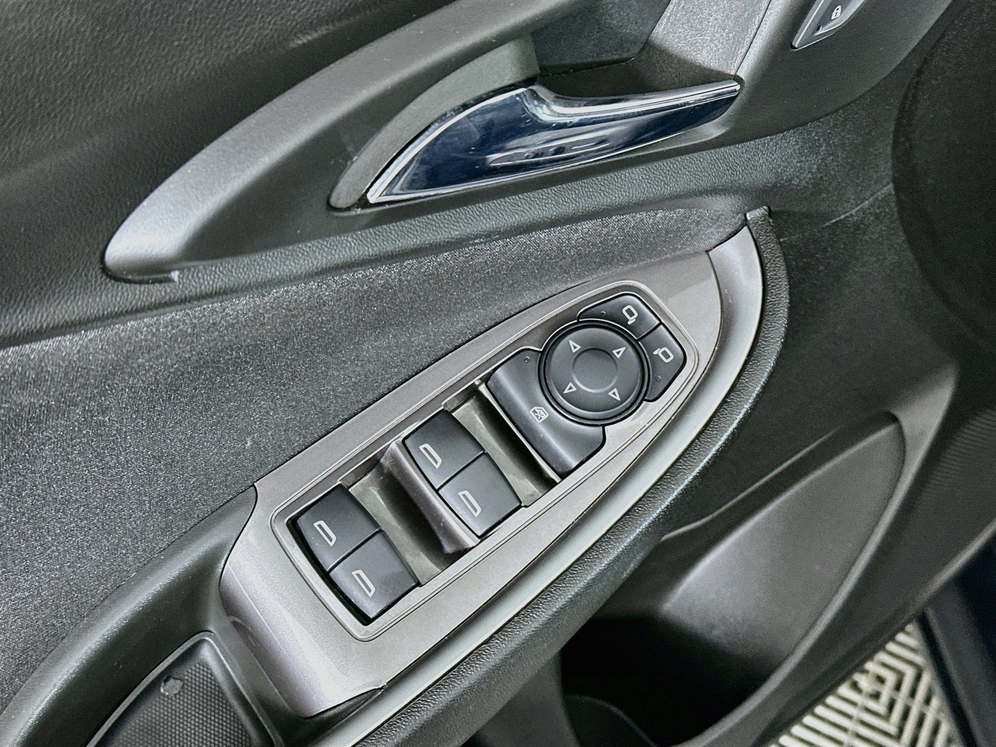 Used 2022 Chevrolet Malibu RS FWD image 15