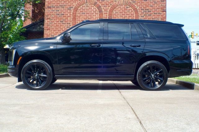 Used 2025 Cadillac Escalade Sport w/ Touring Package AWD/4WD image 8