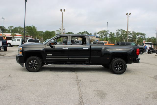 Used 2015 Chevrolet Silverado 3500 High Country w/ Duramax Plus Package image 6