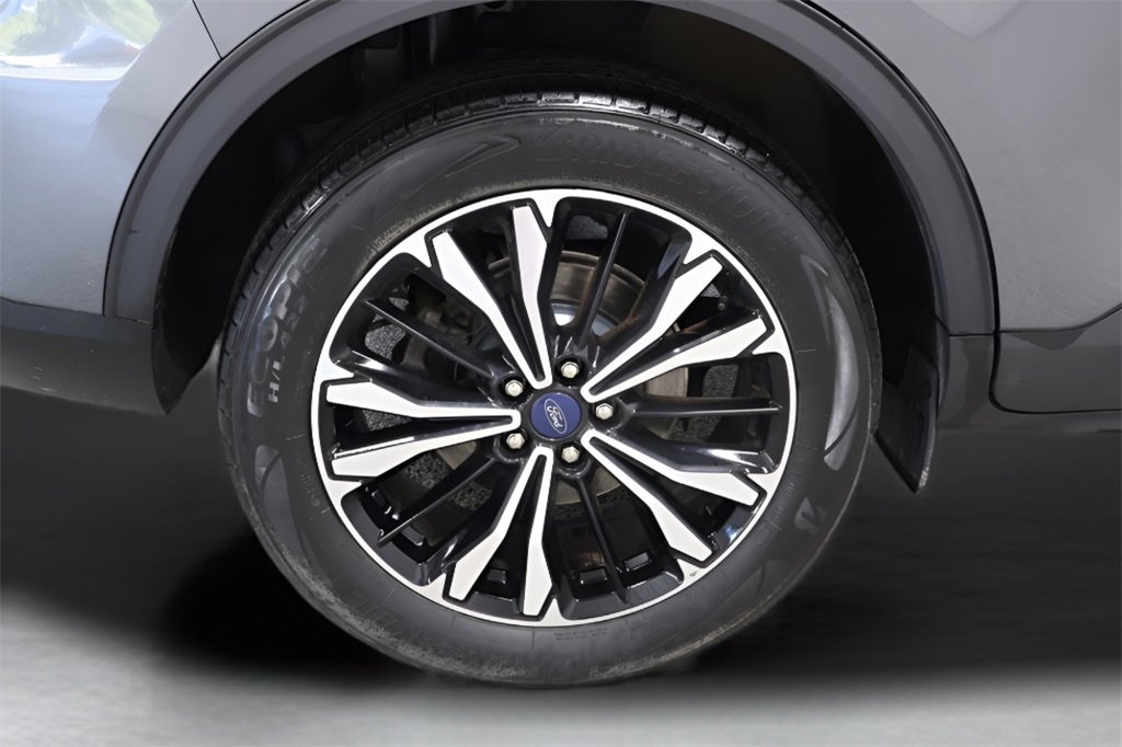 Used 2021 Ford Escape SEL w/ Equipment Group 302A image 35