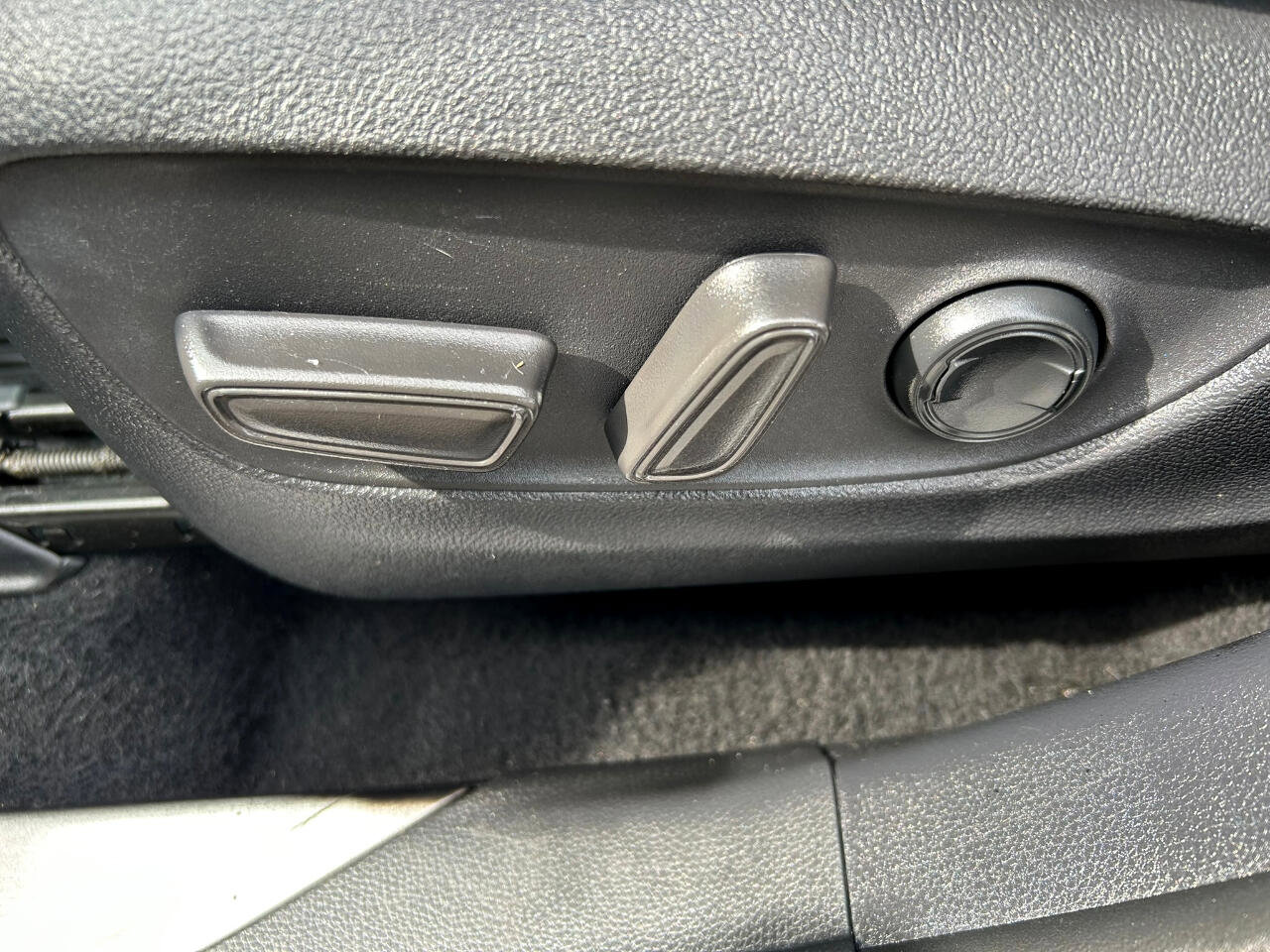 Used 2021 Toyota Highlander Platinum image 11