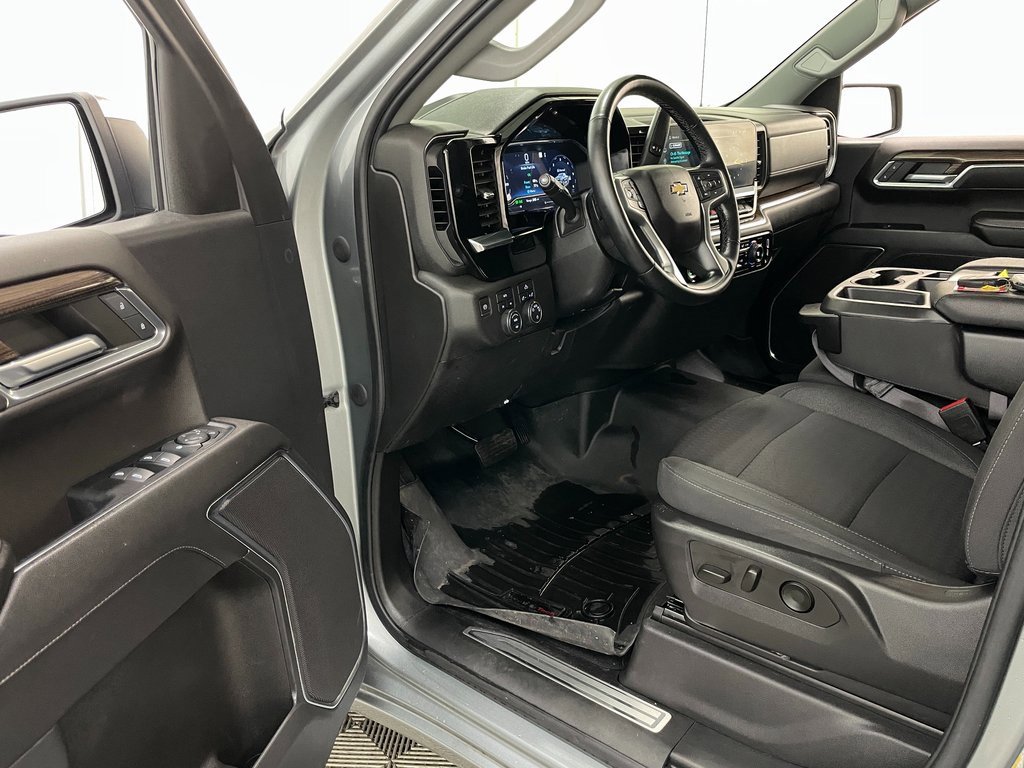 Certified 2023 Chevrolet Silverado 1500 LT image 20