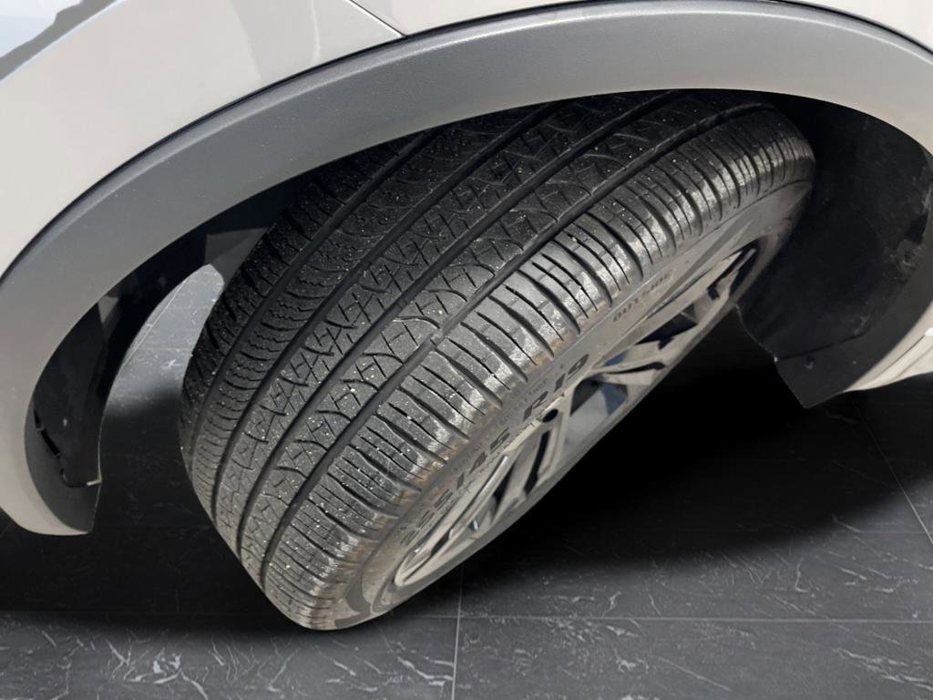 Used 2024 Volkswagen Tiguan SE R-Line image 34