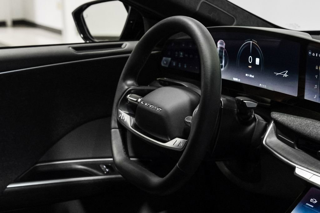 Used 2023 Lucid Air Pure image 21