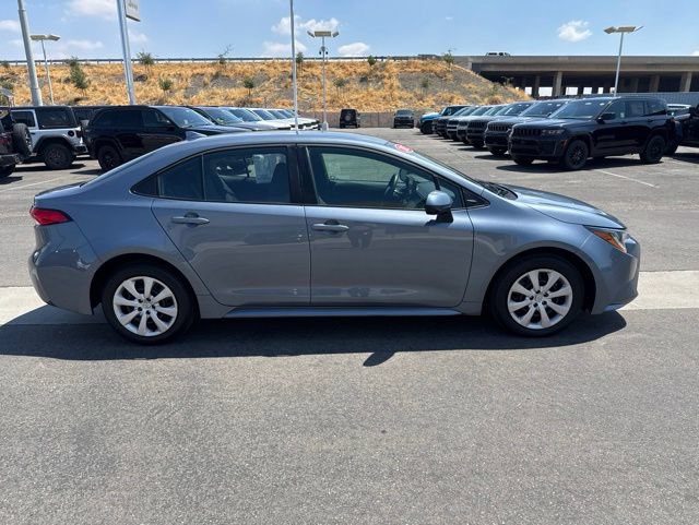 Used 2025 Toyota Corolla LE FWD image 6