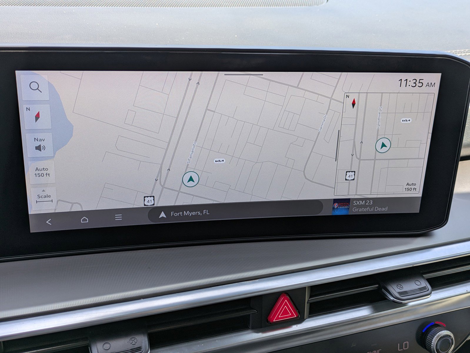 Certified 2025 Kia Sorento SX image 25