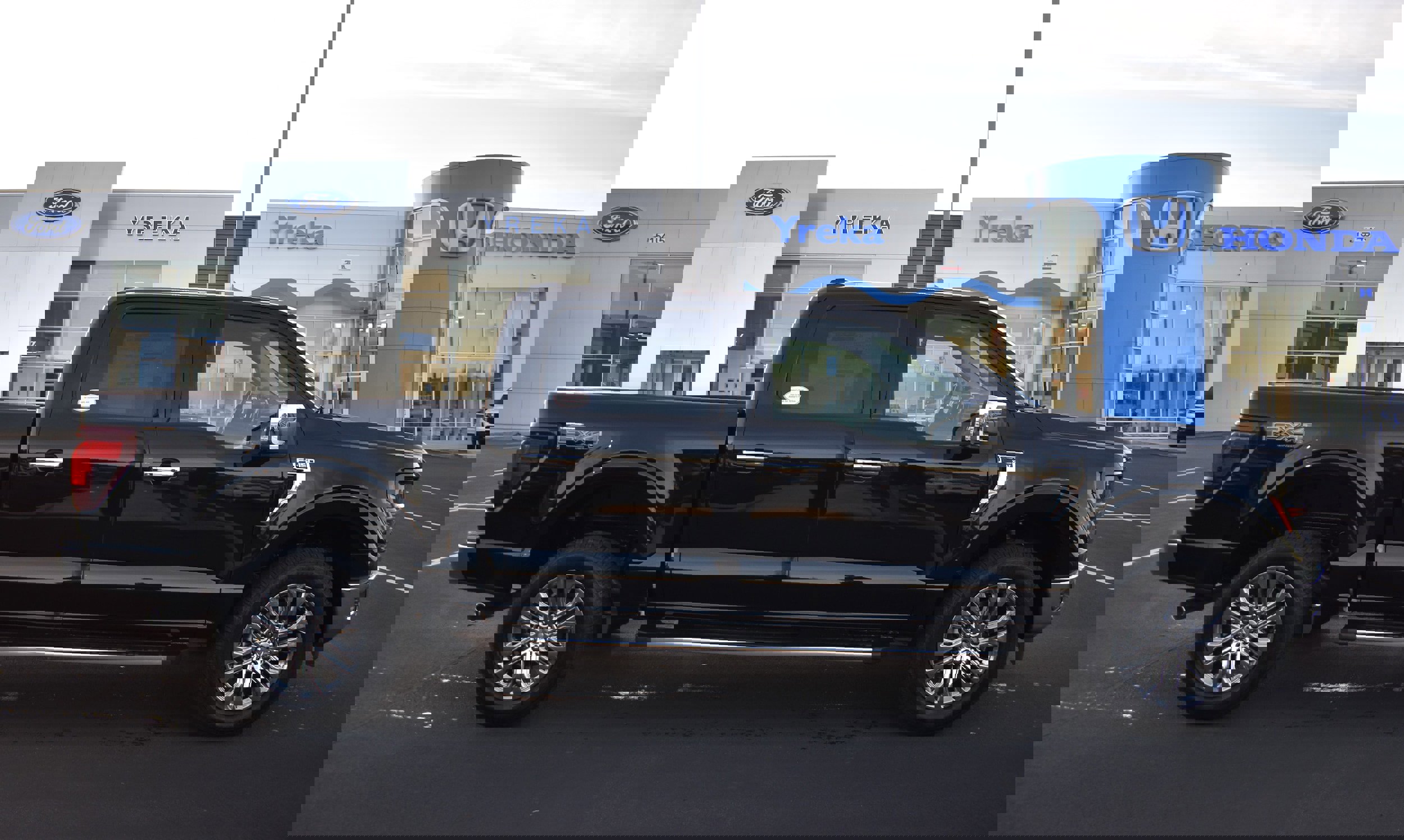 New 2025 Ford F150 XLT w/ Equipment Group 303A High image 1
