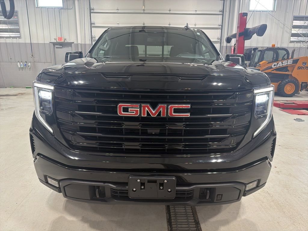 Used 2022 GMC Sierra 1500 Elevation w/ Elevation Premium Package AWD/4WD image 18