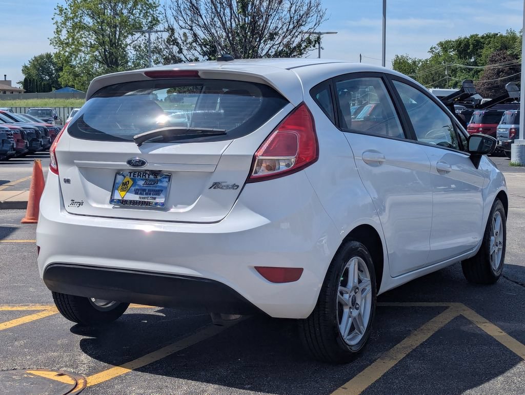 Used 2018 Ford Fiesta SE FWD image 3