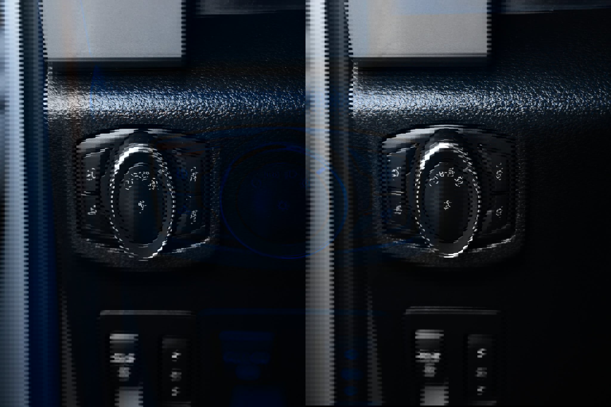 Used 2020 Ford F150 Lariat image 48