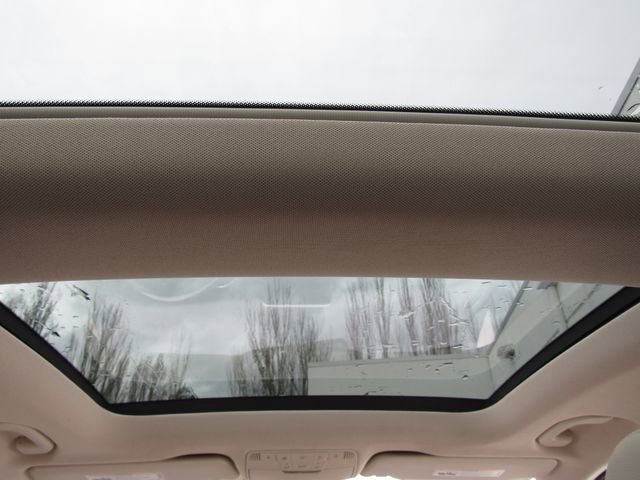 Used 2018 Mercedes-Benz GLC 300 4MATIC image 29