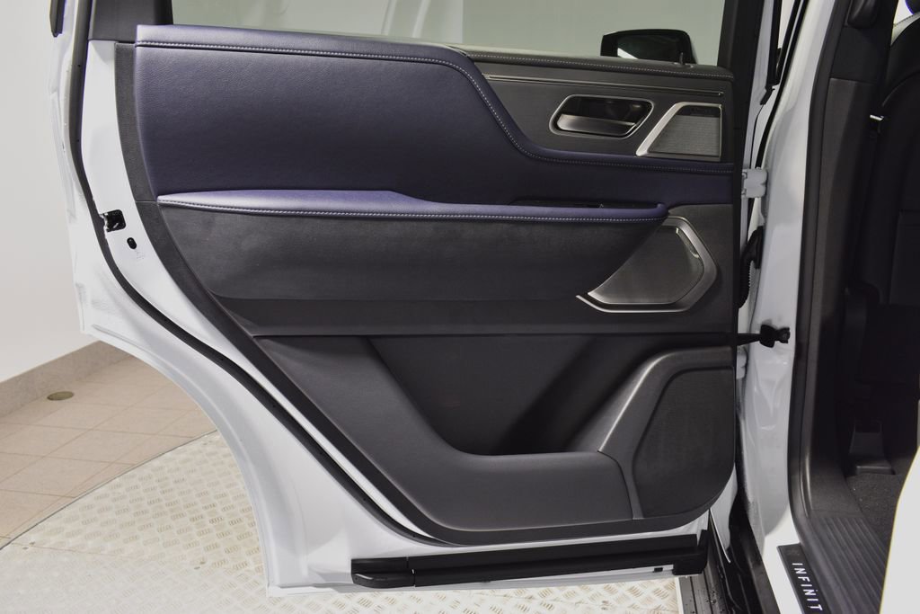 New 2026 INFINITI QX80 4WD image 28