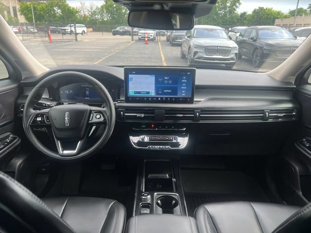 Certified 2024 Lincoln Corsair AWD image 17
