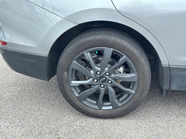 Used 2024 Chevrolet Equinox RS w/ RS Leather Package FWD image 11