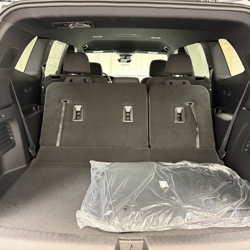New 2026 GMC Acadia Elevation w/ LPO, Floor Liner Package image 6