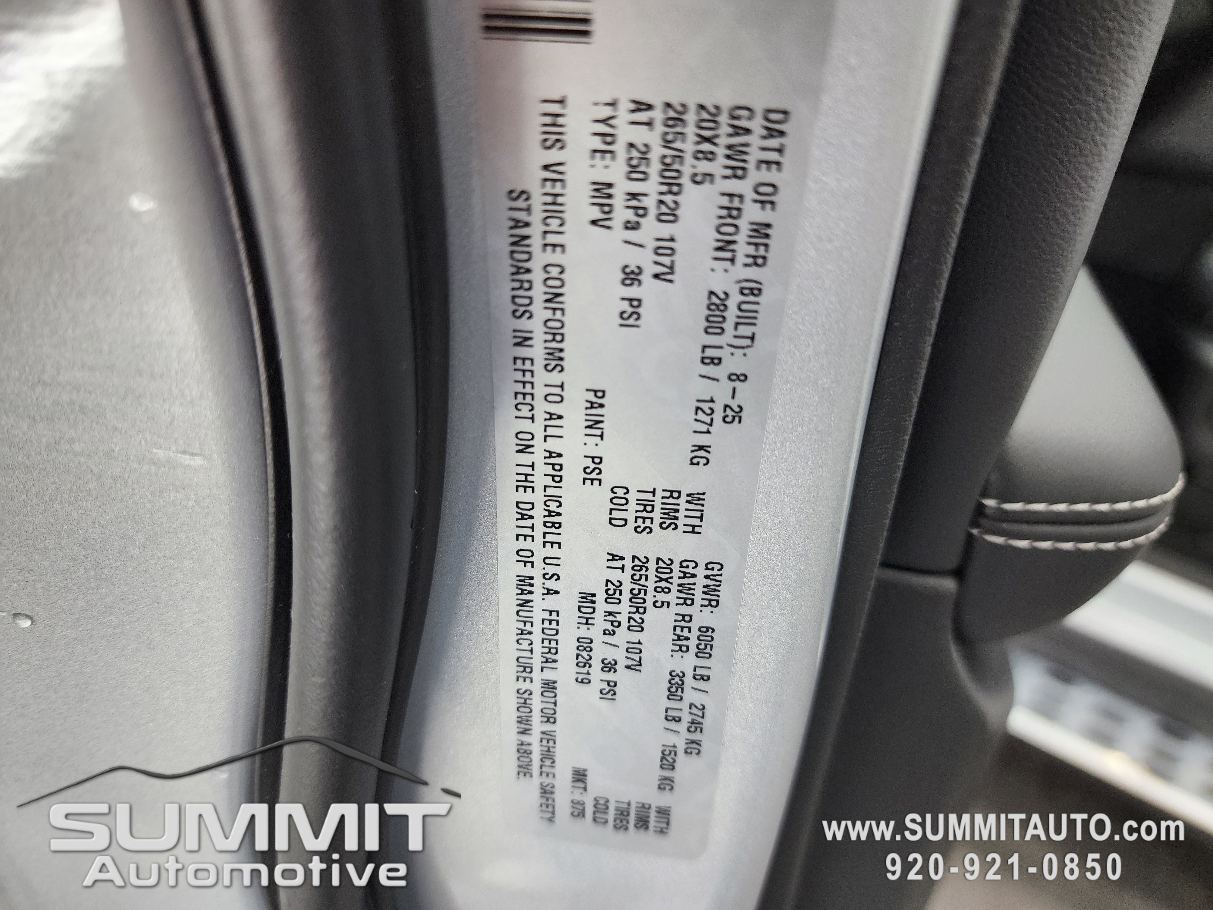 New 2025 Jeep Grand Cherokee Limited w/ Black Appearance Package image 68