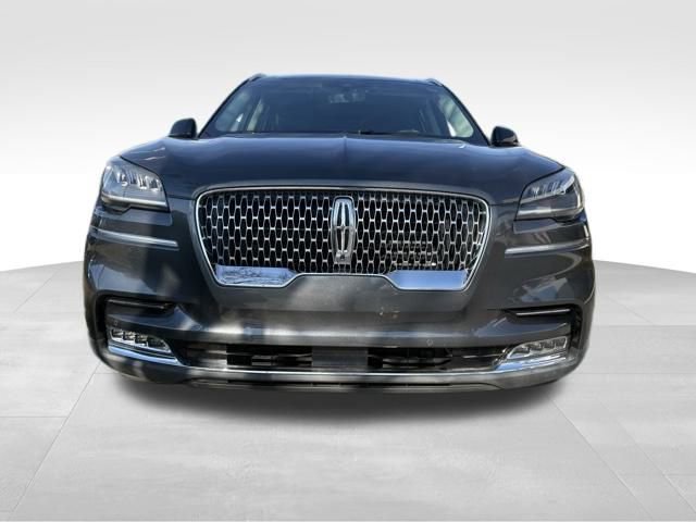 Used 2020 Lincoln Aviator Reserve w/ Equipment Group 201A image 2