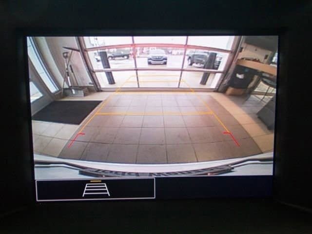 Certified 2023 GMC Terrain SLE w/ Driver Convenience Package image 18