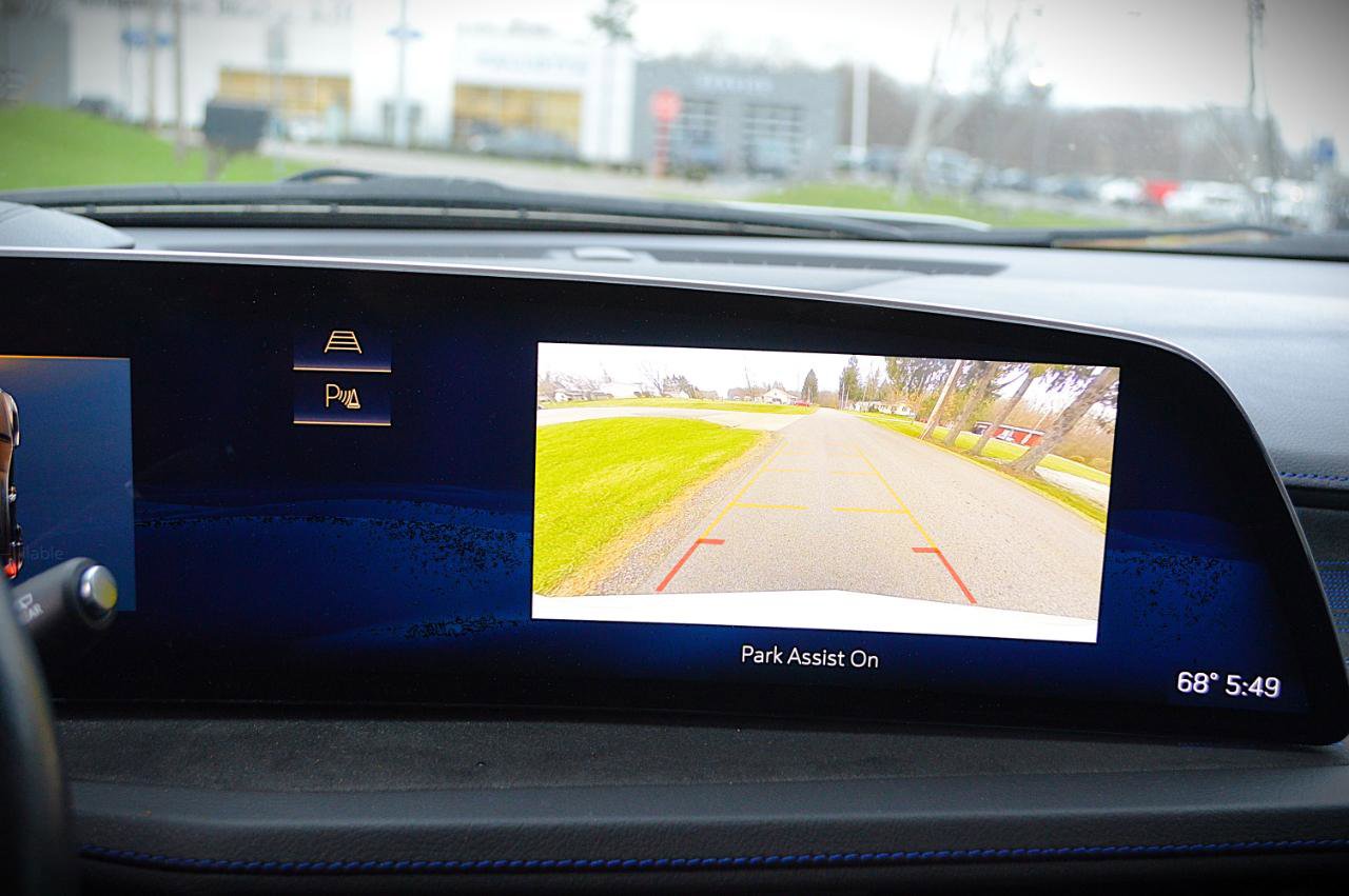 Used 2024 Cadillac XT4 Sport image 28