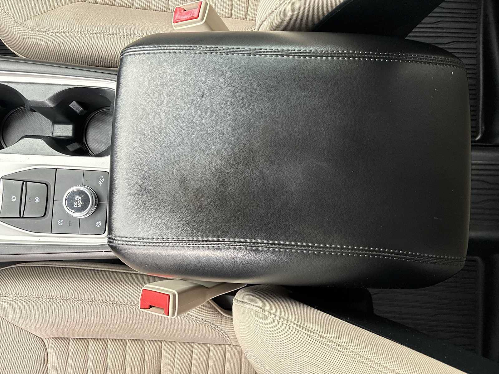 Used 2020 Ford Explorer XLT AWD/4WD image 20