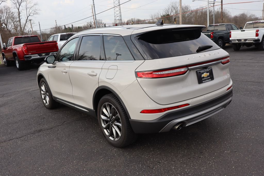 Used 2021 Lincoln Corsair AWD w/ Premium Package image 3