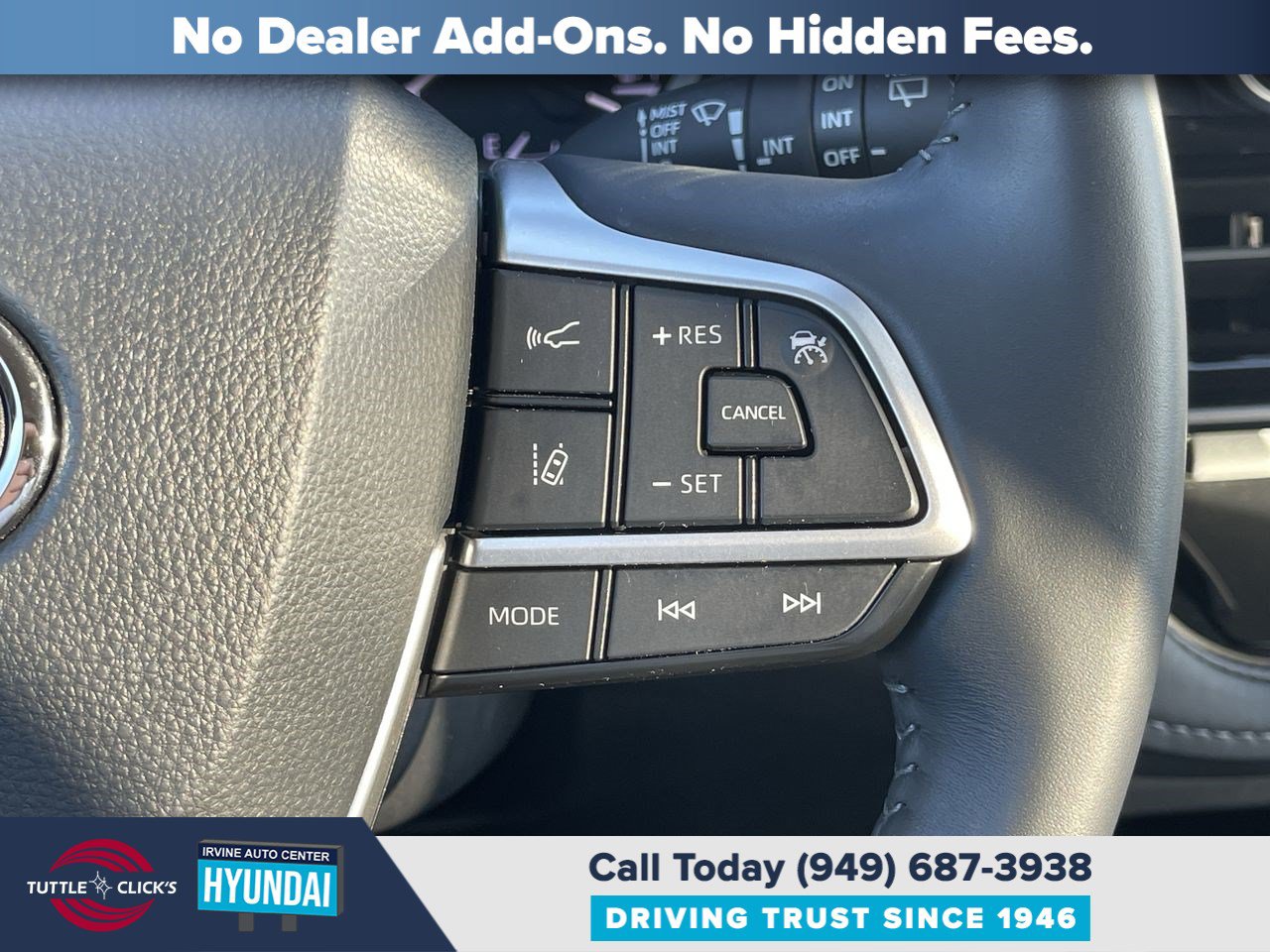 Used 2024 Toyota Highlander XLE FWD image 29