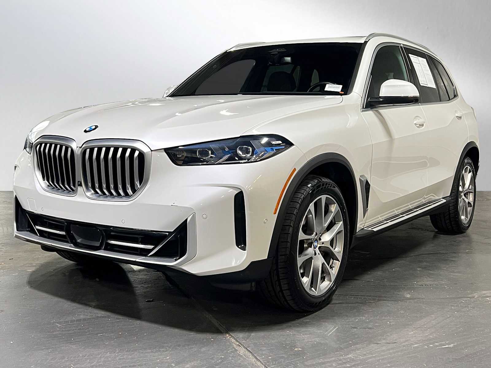 Used 2024 BMW X5 xDrive40i AWD/4WD image 7