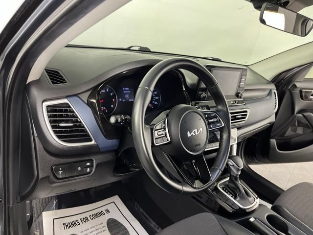 Used 2023 Kia Seltos S FWD image 21