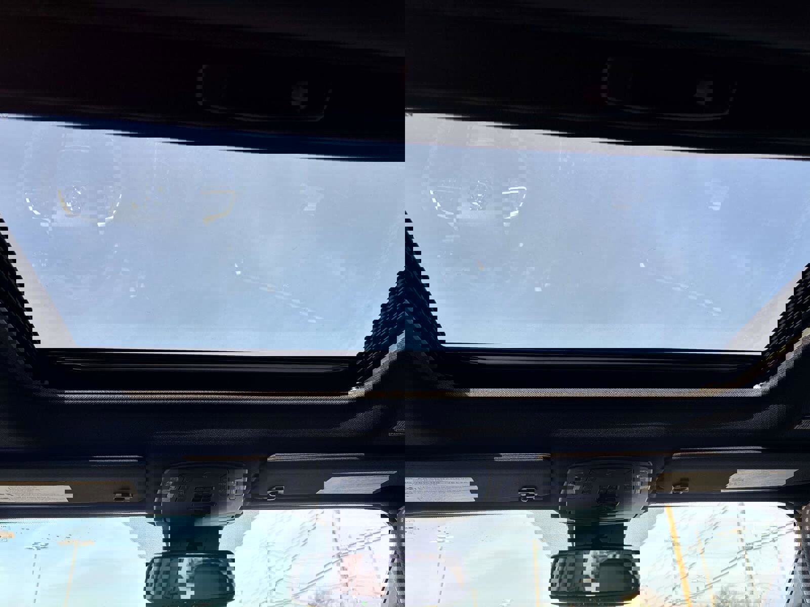 New 2026 Toyota Sienna XLE Woodland Edition AWD/4WD image 10