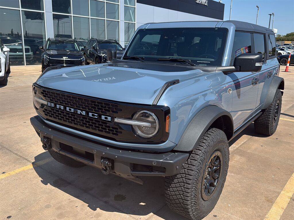 Used 2023 Ford Bronco Wildtrak AWD/4WD image 2