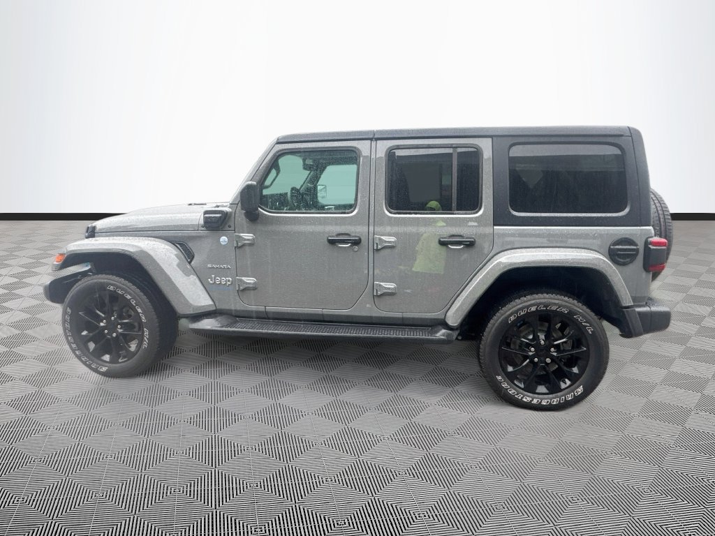 Certified 2023 Jeep Wrangler Unlimited Sahara AWD/4WD image 9