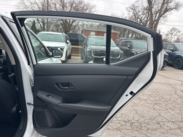 Used 2024 Nissan Sentra SV image 26