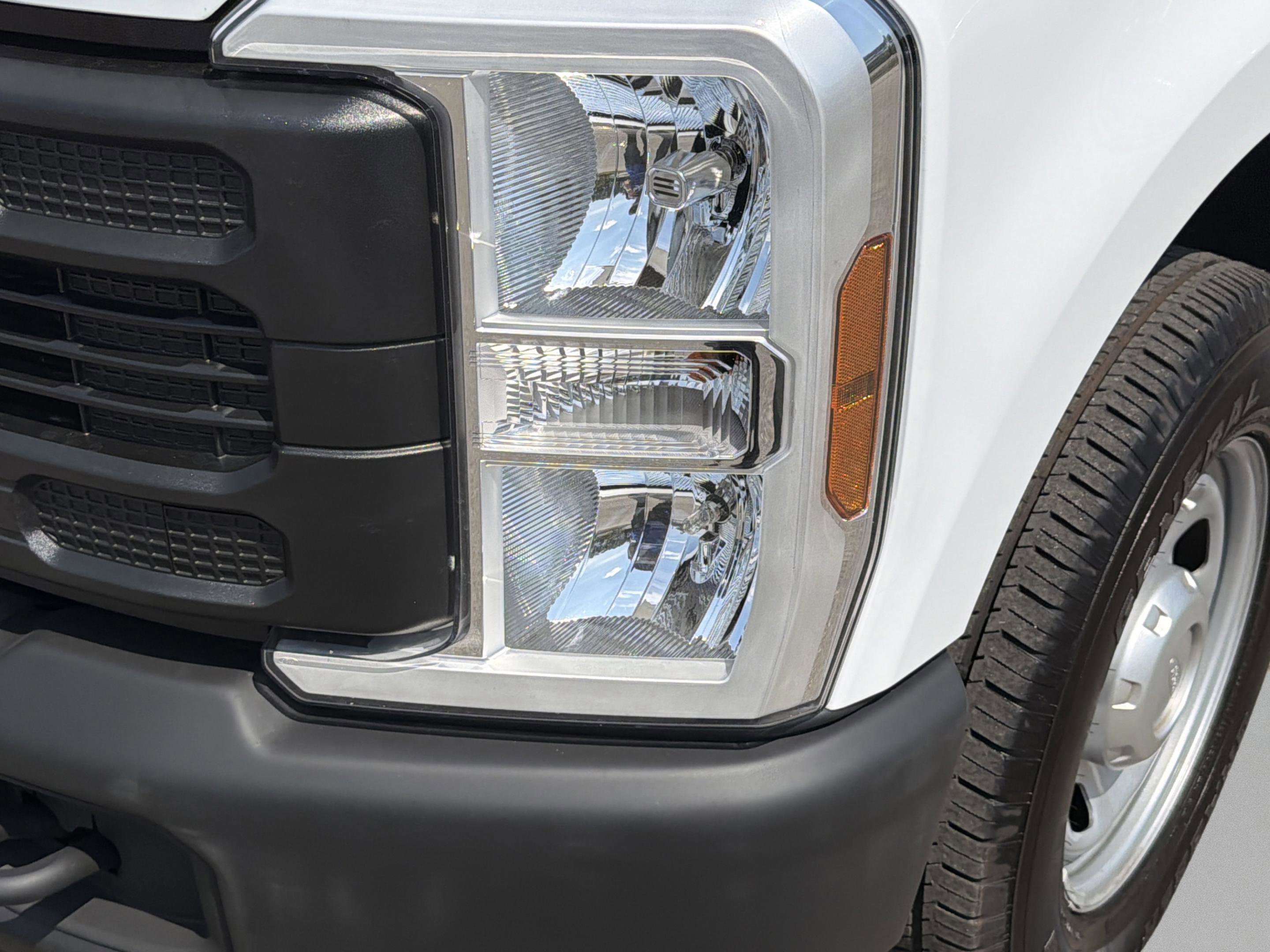 Used 2024 Ford F350 XL w/ 360-Degree Camera Package image 11