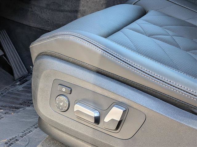 New 2026 BMW X5 xDrive50e AWD/4WD image 19