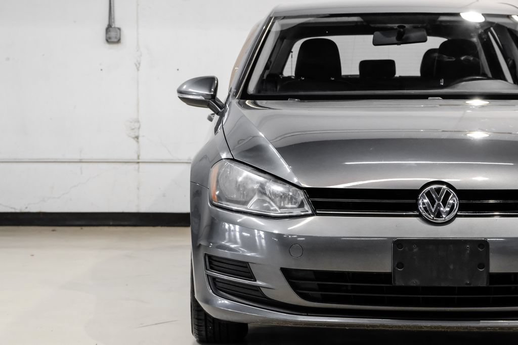 Used 2015 Volkswagen Golf S FWD image 44