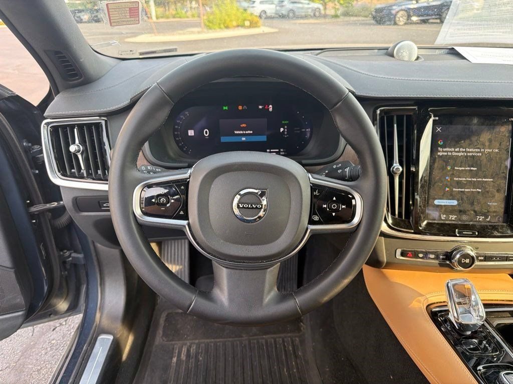 Used 2024 Volvo S90 T8 Ultimate AWD/4WD image 13