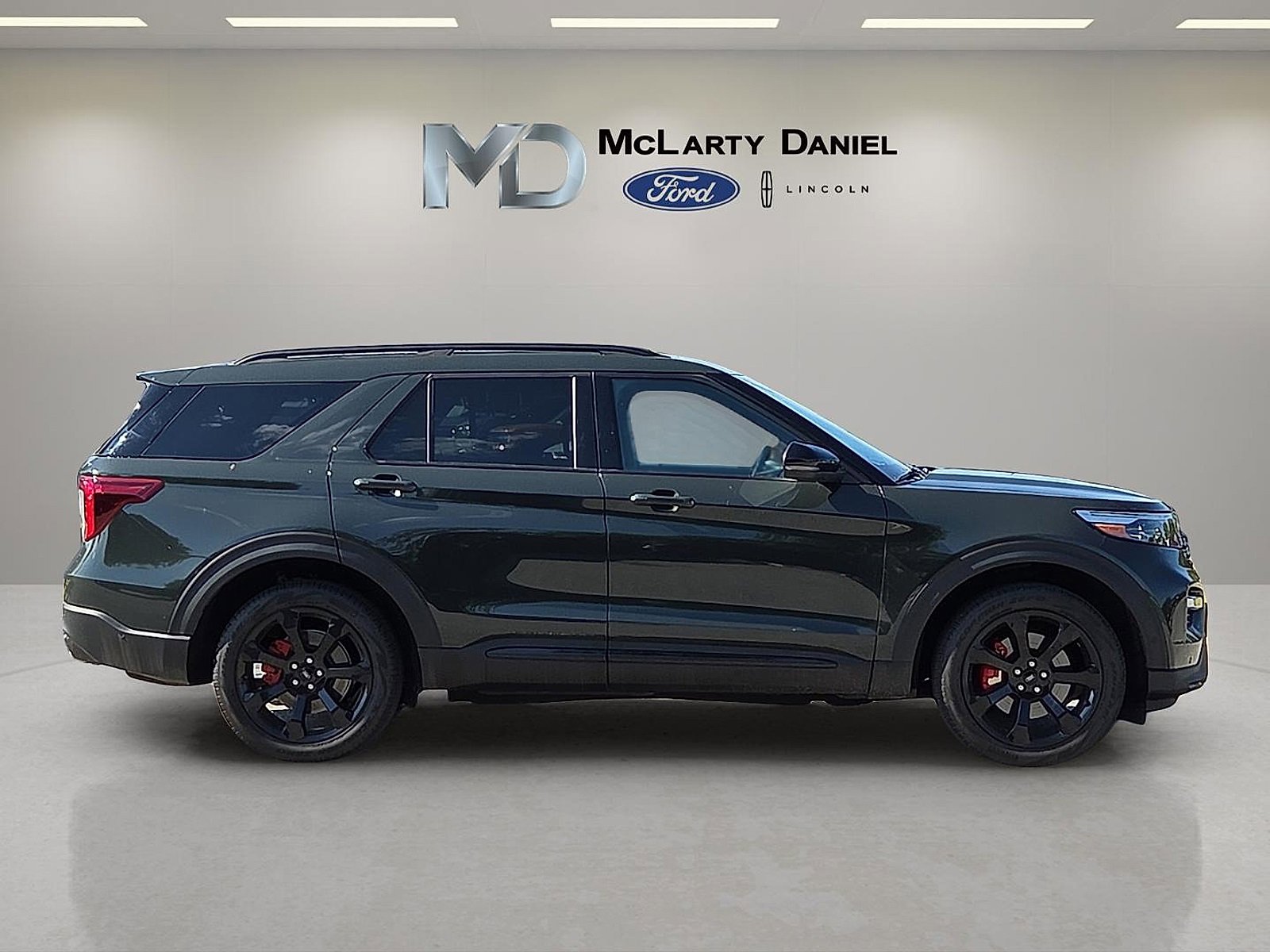 Certified 2023 Ford Explorer ST w/ Equipment Group 401A image 6