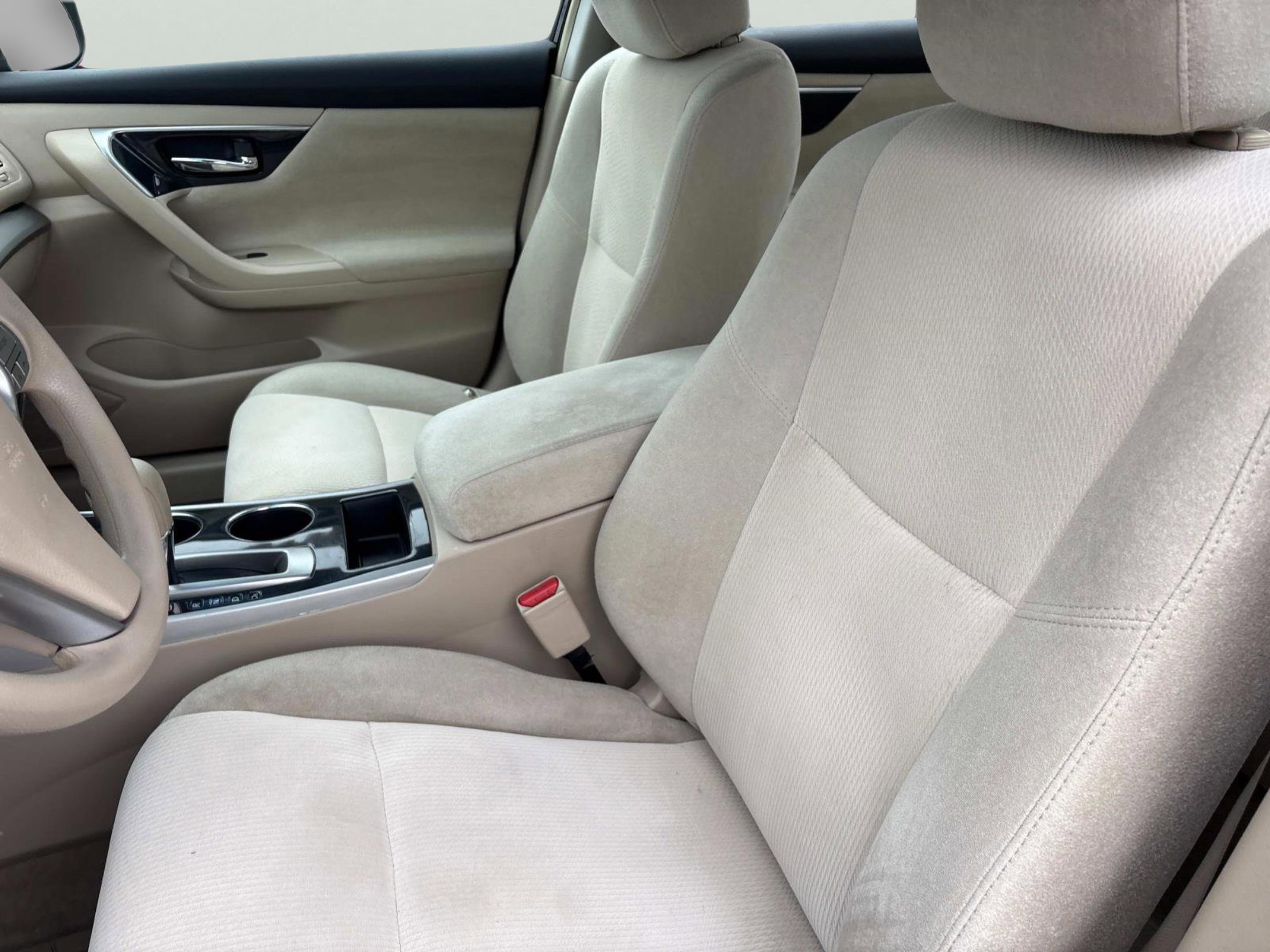 Used 2013 Nissan Altima 2.5 S image 25